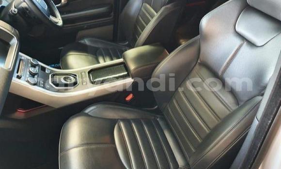 Acheter Occasion Voiture Land Rover Range Rover Evoque Blanc à Ndola, Zambie Acheter Occasion Voiture Land Rover Range Rover Evoque Blanc à Ndola, Zambie