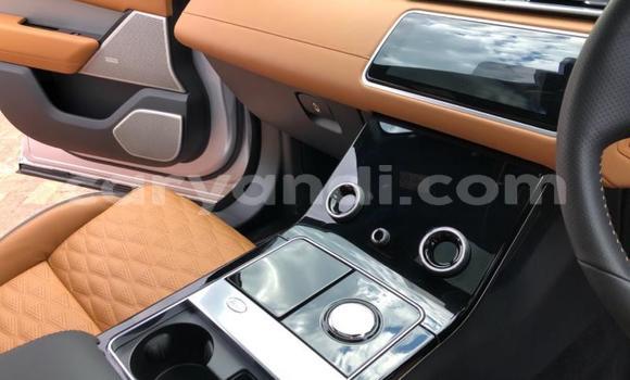 Acheter Occasion Voiture Land Rover Range Rover Velar Gris à Ndola, Zambie Acheter Occasion Voiture Land Rover Range Rover Velar Gris à Ndola, Zambie