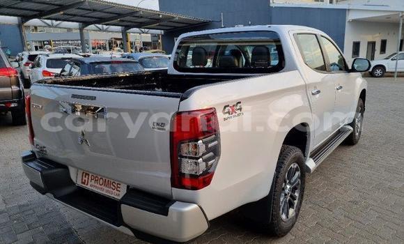 Tenga Tsaru Mitsubishi Triton Chena Mota in Choma in Southern Tenga Tsaru Mitsubishi Triton Chena Mota in Choma in Southern