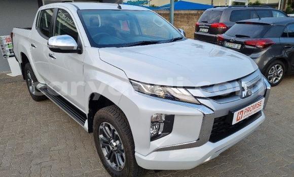 Tenga Tsaru Mitsubishi Triton Chena Mota in Choma in Southern Tenga Tsaru Mitsubishi Triton Chena Mota in Choma in Southern