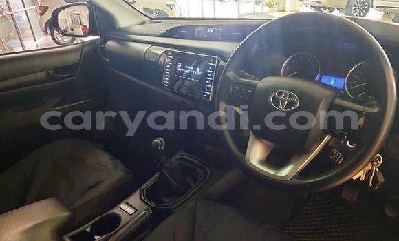 Acheter Occasion Voiture Toyota Hilux Gris à Chilanga, Lusaka Acheter Occasion Voiture Toyota Hilux Gris à Chilanga, Lusaka