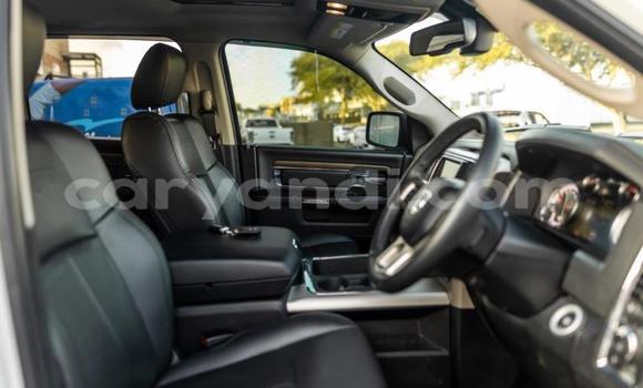 Nunua Ilio tumika Dodge Ramcharger Nyingine Gari ndani ya Chingola nchini Zambia Nunua Ilio tumika Dodge Ramcharger Nyingine Gari ndani ya Chingola nchini Zambia