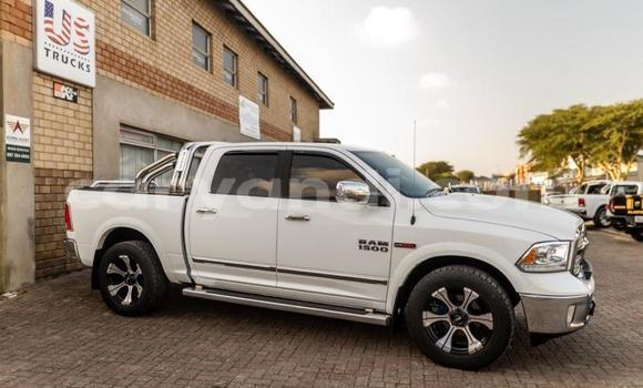 Nunua Ilio tumika Dodge Ramcharger Nyingine Gari ndani ya Chingola nchini Zambia Nunua Ilio tumika Dodge Ramcharger Nyingine Gari ndani ya Chingola nchini Zambia