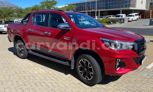 Tenga Tsaru Toyota Hilux Tsvuku Mota in Chingola in Zambia Tenga Tsaru Toyota Hilux Tsvuku Mota in Chingola in Zambia