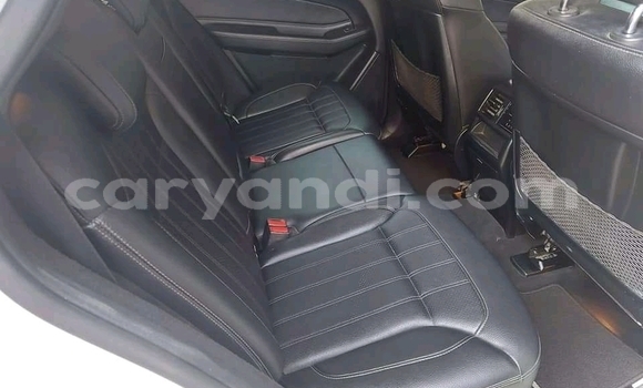 Acheter Occasion Voiture Mercedes‒Benz GLE Blanc à Chipata, Zambie Acheter Occasion Voiture Mercedes‒Benz GLE Blanc à Chipata, Zambie