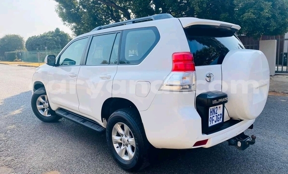 Acheter Occasion Voiture Toyota Land Cruiser Prado Blanc à Chingola, Zambie Acheter Occasion Voiture Toyota Land Cruiser Prado Blanc à Chingola, Zambie