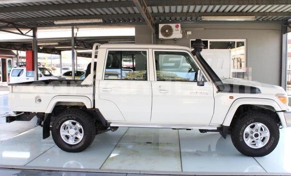 Tenga Tsaru Toyota Land Cruiser Zvimwe Mota in Chililabombwe in Copperbelt Tenga Tsaru Toyota Land Cruiser Zvimwe Mota in Chililabombwe in Copperbelt