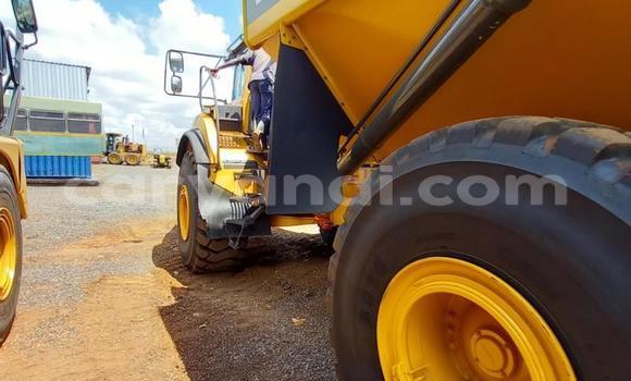 Tenga Tsaru Caterpillar 120 Zvimwe Rori in Isoka in Northern Tenga Tsaru Caterpillar 120 Zvimwe Rori in Isoka in Northern