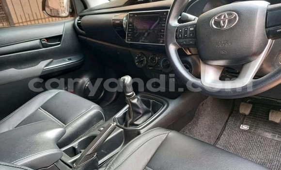 Acheter Occasion Voiture Toyota Hilux Blanc à Chinsali, Nord Acheter Occasion Voiture Toyota Hilux Blanc à Chinsali, Nord
