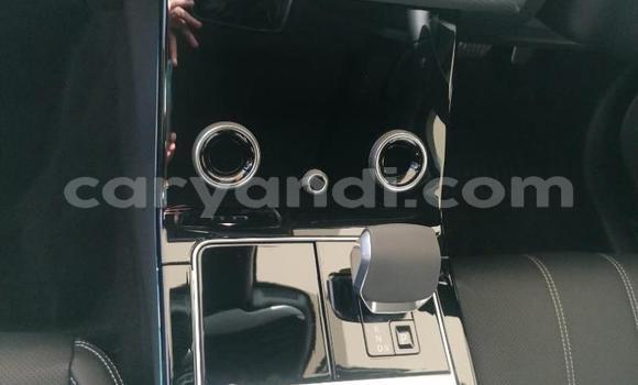 Tenga Tsaru Land Rover Range Rover Velar Sirivha Mota in Lusaka in Zambia Tenga Tsaru Land Rover Range Rover Velar Sirivha Mota in Lusaka in Zambia