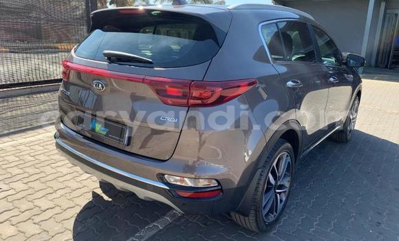Nunua Ilio tumika Kia Sportage Fedha Gari ndani ya Chingola nchini Zambia Nunua Ilio tumika Kia Sportage Fedha Gari ndani ya Chingola nchini Zambia
