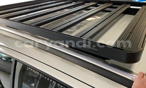 Acheter Occasion Voiture Chevrolet TrailBlazer Blanc à Chingola, Zambie Acheter Occasion Voiture Chevrolet TrailBlazer Blanc à Chingola, Zambie