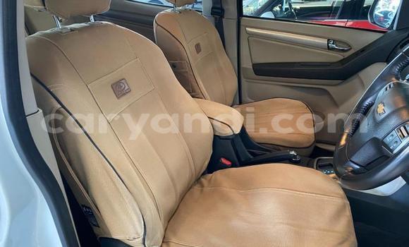 Acheter Occasion Voiture Chevrolet TrailBlazer Blanc à Chingola, Zambie Acheter Occasion Voiture Chevrolet TrailBlazer Blanc à Chingola, Zambie