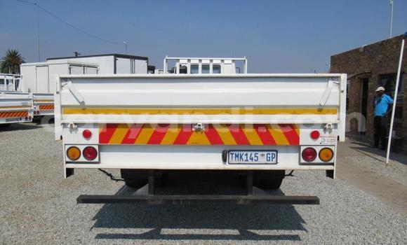 Buy Used Isuzu FTR 850 White Truck in Chililabombwe in Copperbelt