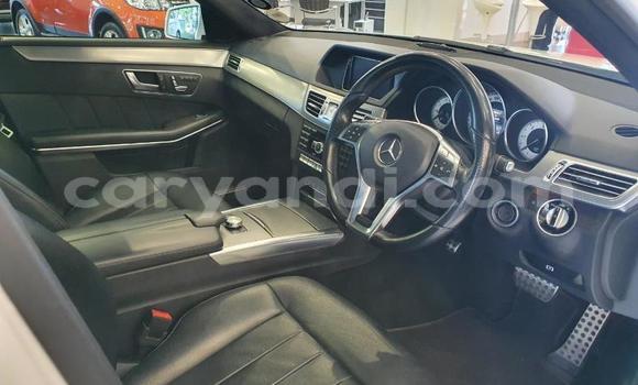 Acheter Occasion Voiture Mercedes-Benz C-Classe Blanc à Chinsali, Nord Acheter Occasion Voiture Mercedes-Benz C-Classe Blanc à Chinsali, Nord