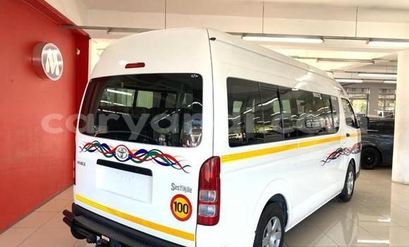 Acheter Occasion Voiture Toyota Hiace Blanc à Choma, Du sud Acheter Occasion Voiture Toyota Hiace Blanc à Choma, Du sud