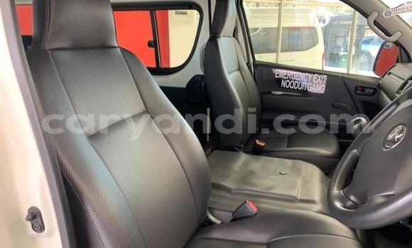 Acheter Occasion Voiture Toyota Hiace Blanc à Choma, Du sud Acheter Occasion Voiture Toyota Hiace Blanc à Choma, Du sud