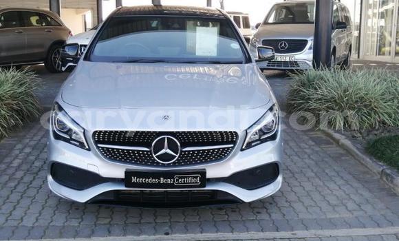 Tenga Tsaru Mercedes-Benz C-Classe Sirivha Mota in Choma in Southern Tenga Tsaru Mercedes-Benz C-Classe Sirivha Mota in Choma in Southern