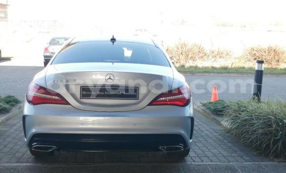 Tenga Tsaru Mercedes-Benz C-Classe Sirivha Mota in Choma in Southern Tenga Tsaru Mercedes-Benz C-Classe Sirivha Mota in Choma in Southern