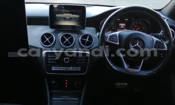 Tenga Tsaru Mercedes-Benz C-Classe Sirivha Mota in Choma in Southern Tenga Tsaru Mercedes-Benz C-Classe Sirivha Mota in Choma in Southern