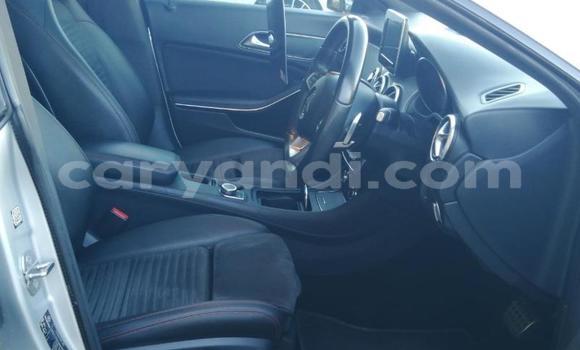 Tenga Tsaru Mercedes-Benz C-Classe Sirivha Mota in Choma in Southern Tenga Tsaru Mercedes-Benz C-Classe Sirivha Mota in Choma in Southern