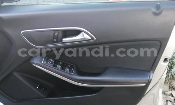 Tenga Tsaru Mercedes-Benz C-Classe Sirivha Mota in Choma in Southern Tenga Tsaru Mercedes-Benz C-Classe Sirivha Mota in Choma in Southern