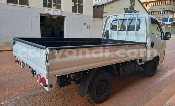 Buy Used Kia K3 White Car in Chinsali in Northern Buy Used Kia K3 White Car in Chinsali in Northern