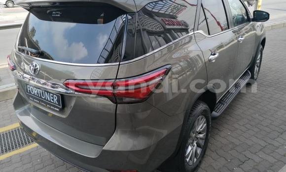 Nunua Ilio tumika Toyota Fortuner Nyingine Gari ndani ya Lusaka nchini Zambia