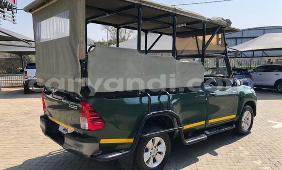 Acheter Occasion Voiture Toyota Hilux Vert à Choma, Du sud Acheter Occasion Voiture Toyota Hilux Vert à Choma, Du sud