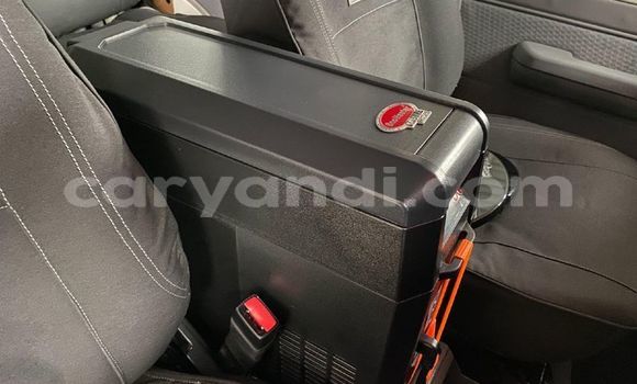 Buy Used Toyota Land Cruiser White Car in Livingstone in Zambia Buy Used Toyota Land Cruiser White Car in Livingstone in Zambia