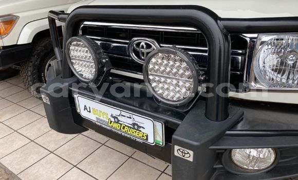 Buy Used Toyota Land Cruiser White Car in Livingstone in Zambia Buy Used Toyota Land Cruiser White Car in Livingstone in Zambia