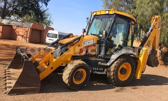 Buy Used Volvo F4 Other Truck in Choma in Southern Buy Used Volvo F4 Other Truck in Choma in Southern