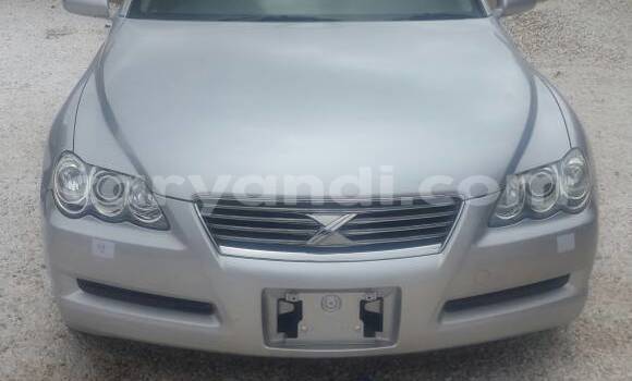 Tenga Tsaru Toyota Mark X Sirivha Mota in Lusaka in Zambia Tenga Tsaru Toyota Mark X Sirivha Mota in Lusaka in Zambia