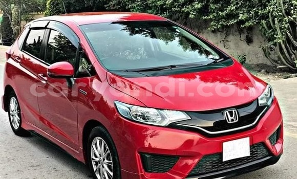 Acheter Occasion Voiture Honda FIT Rouge à Livingstone, Zambie