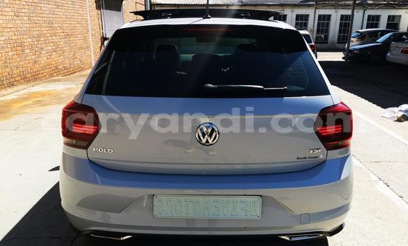 Acheter Occasion Voiture Volkswagen Polo Blanc à Kansanshi, Nord-Ouest Acheter Occasion Voiture Volkswagen Polo Blanc à Kansanshi, Nord-Ouest