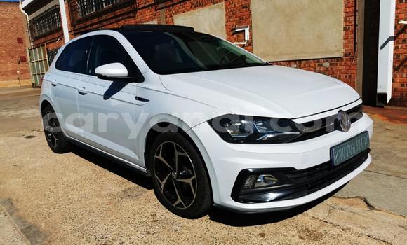 Acheter Occasion Voiture Volkswagen Polo Blanc à Kansanshi, Nord-Ouest Acheter Occasion Voiture Volkswagen Polo Blanc à Kansanshi, Nord-Ouest
