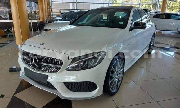 Buy Used Mercedes-Benz C-Classe White Car in Chipata in Zambia Buy Used Mercedes-Benz C-Classe White Car in Chipata in Zambia