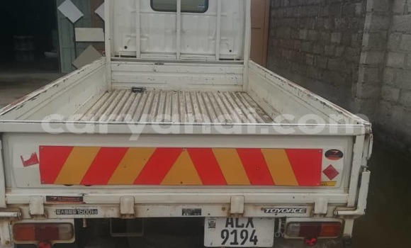 Acheter Occasion Utilitaire Toyota Dyna Blanc à Lusaka, Zambie Acheter Occasion Utilitaire Toyota Dyna Blanc à Lusaka, Zambie