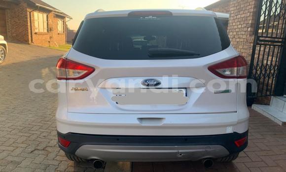 Acheter Occasion Voiture Ford Kuga Blanc à Chingola, Zambie Acheter Occasion Voiture Ford Kuga Blanc à Chingola, Zambie