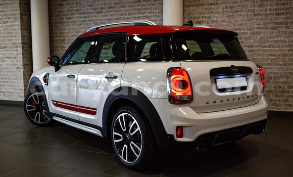 Acheter Occasion Voiture MINI Countryman Gris à Chingola, Zambie Acheter Occasion Voiture MINI Countryman Gris à Chingola, Zambie