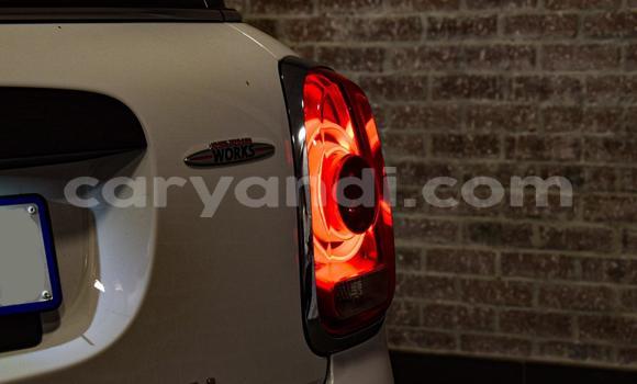 Acheter Occasion Voiture MINI Countryman Gris à Chingola, Zambie Acheter Occasion Voiture MINI Countryman Gris à Chingola, Zambie