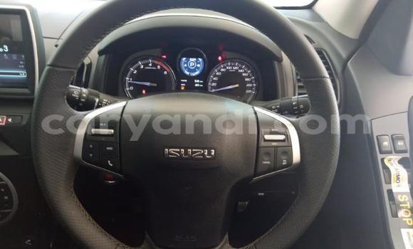 Acheter Occasion Voiture Isuzu MU-X Gris à Livingstone, Zambie Acheter Occasion Voiture Isuzu MU-X Gris à Livingstone, Zambie