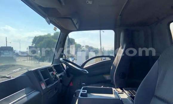 Acheter Occasion Utilitaire Isuzu FTR 850 Blanc à Chipata, Zambie Acheter Occasion Utilitaire Isuzu FTR 850 Blanc à Chipata, Zambie