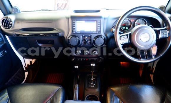 Acheter Occasion Voiture Jeep Wrangler Blanc à Livingstone, Zambie Acheter Occasion Voiture Jeep Wrangler Blanc à Livingstone, Zambie