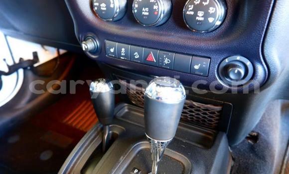 Acheter Occasion Voiture Jeep Wrangler Blanc à Livingstone, Zambie Acheter Occasion Voiture Jeep Wrangler Blanc à Livingstone, Zambie