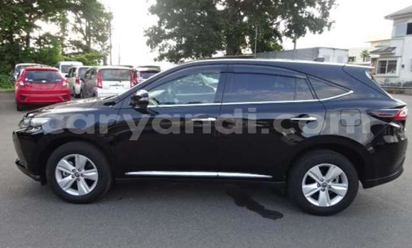 Acheter Occasion Voiture Toyota Harrier Noir à Livingstone, Zambie Acheter Occasion Voiture Toyota Harrier Noir à Livingstone, Zambie