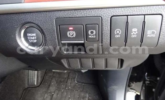 Acheter Occasion Voiture Toyota Harrier Noir à Livingstone, Zambie Acheter Occasion Voiture Toyota Harrier Noir à Livingstone, Zambie