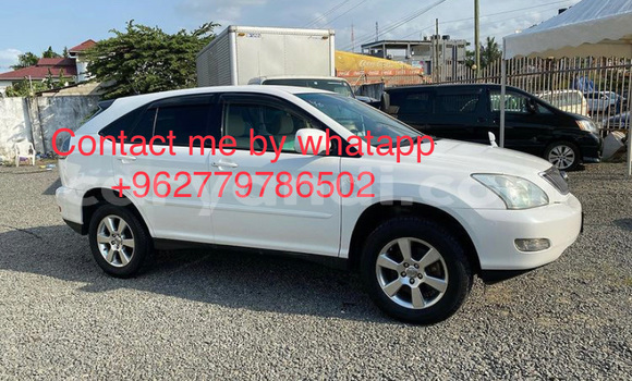 Acheter Occasion Voiture Toyota Hilux Blanc à Lusaka, Zambie Acheter Occasion Voiture Toyota Hilux Blanc à Lusaka, Zambie