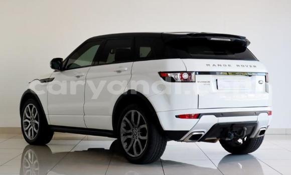 Acheter Occasion Voiture Land Rover Range Rover Evoque Blanc à Livingstone, Zambie Acheter Occasion Voiture Land Rover Range Rover Evoque Blanc à Livingstone, Zambie