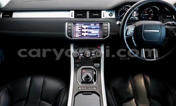 Acheter Occasion Voiture Land Rover Range Rover Evoque Blanc à Livingstone, Zambie Acheter Occasion Voiture Land Rover Range Rover Evoque Blanc à Livingstone, Zambie
